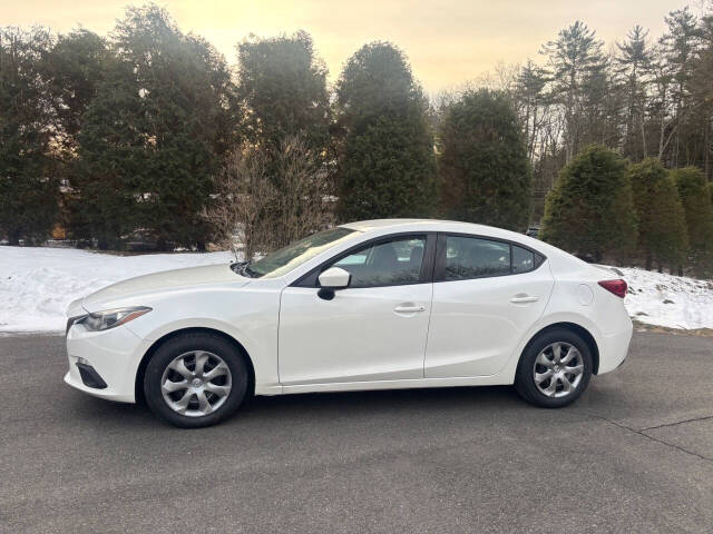 2014 Mazda MAZDA3 i Sport's photo