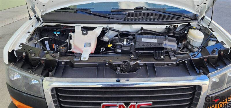 2017 GMC Savana 2500