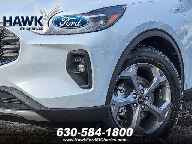 2026 Ford Escape Hybrid ST-Line Select