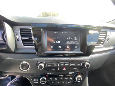 2018 Kia Niro LX