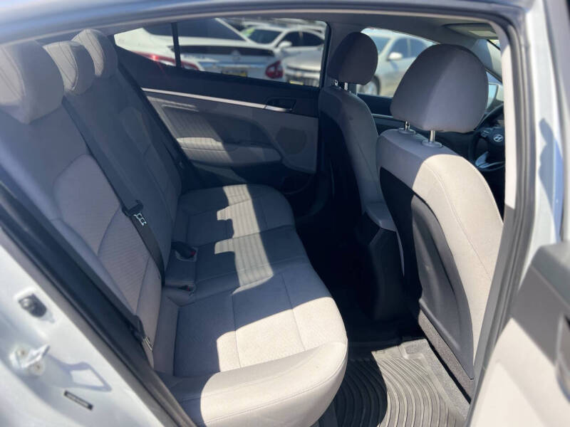 2020 Hyundai Elantra SEL