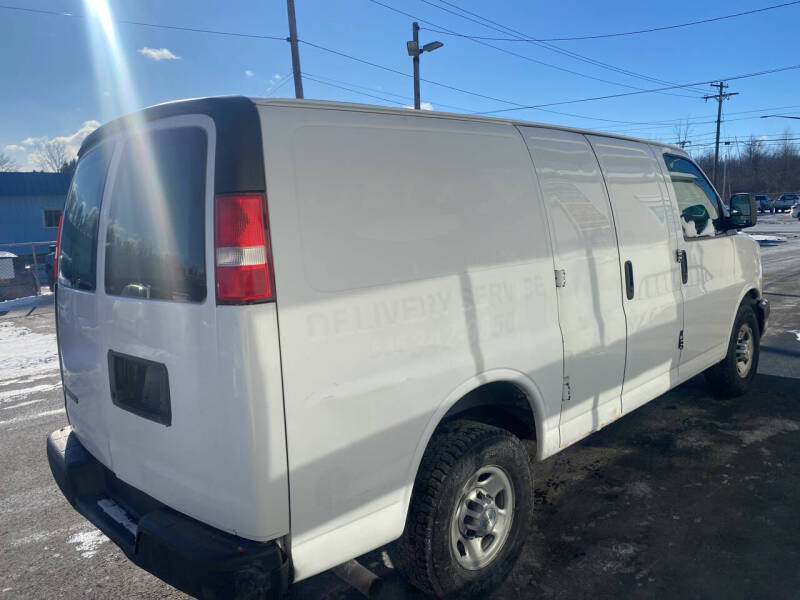 2017 Chevrolet Express 2500