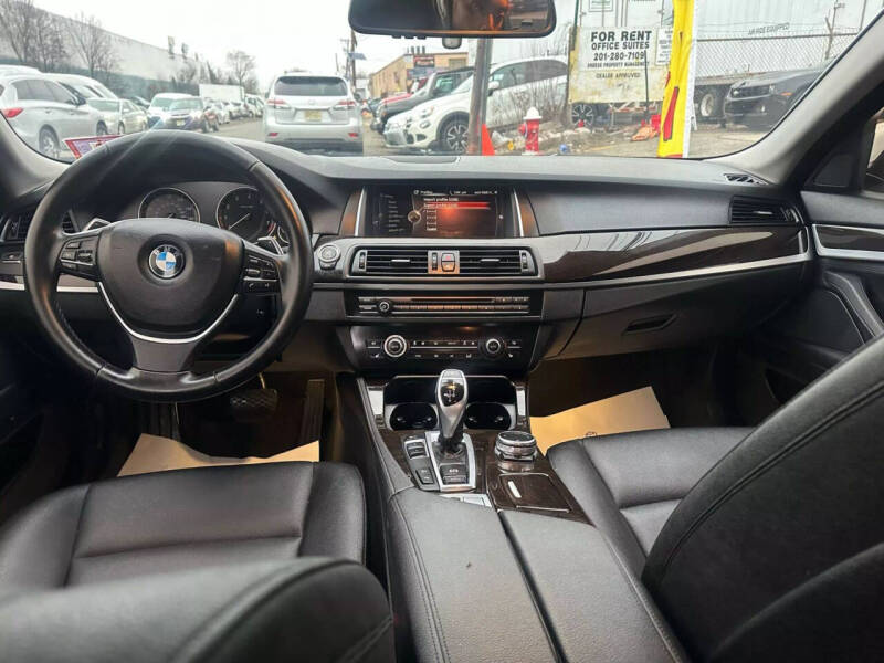 2016 BMW 5 Series 528i xDrive