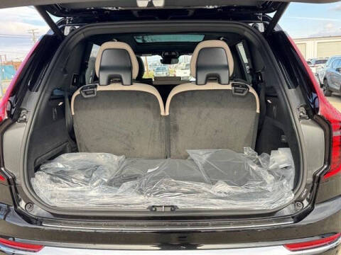 2026 Volvo XC90 T8 Plus 7P