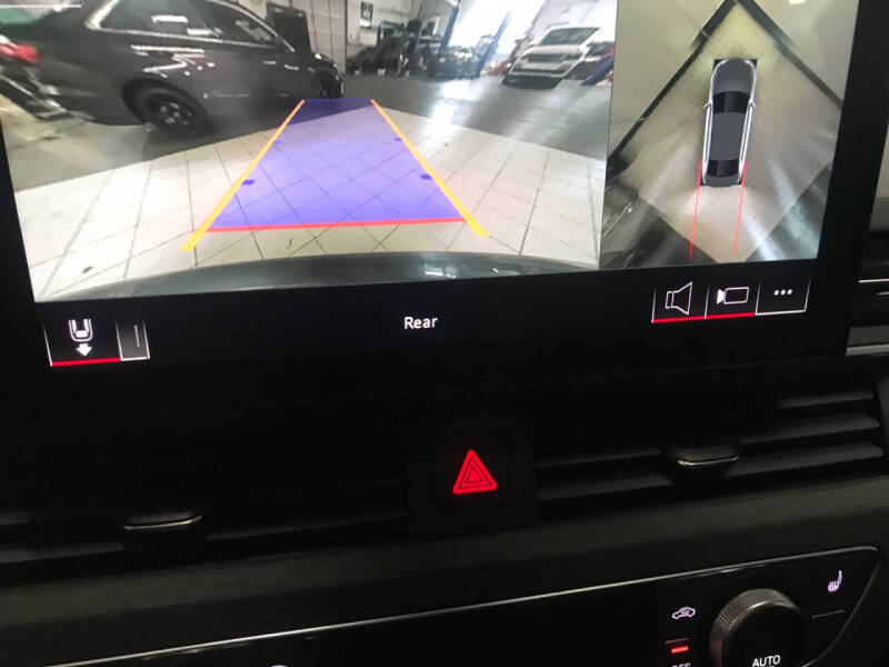 2022 Audi A4 quattro S line Prem Plus 45 TFSI