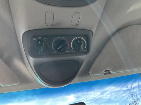 2005 Ford Excursion XLT