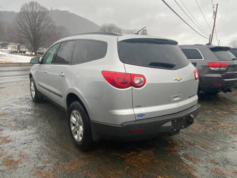 2011 Chevrolet Traverse LS