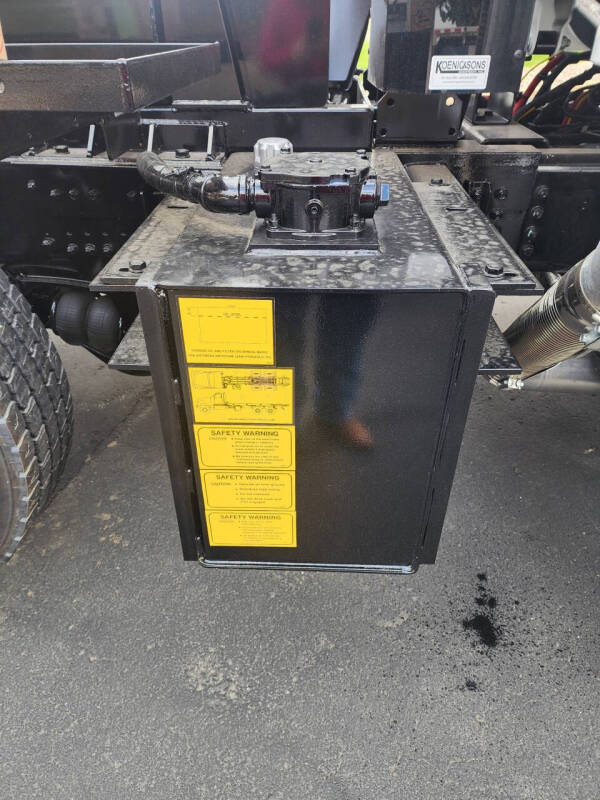 2026 Freightliner 114 SD