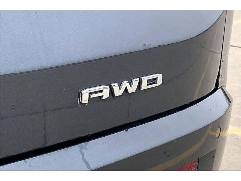 2022 GMC Acadia Denali