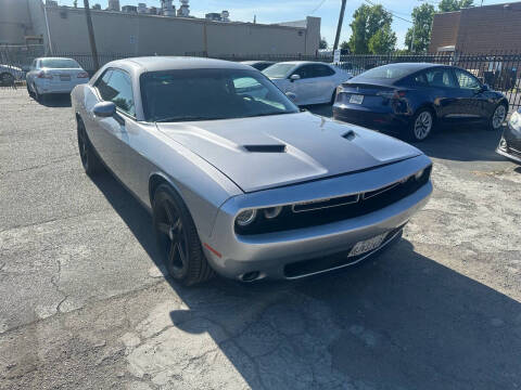 2017 Dodge Challenger SXT