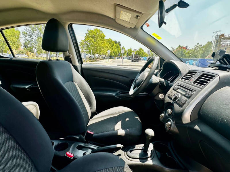 2012 Nissan Versa