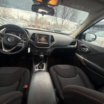 2017 Jeep Cherokee Latitude