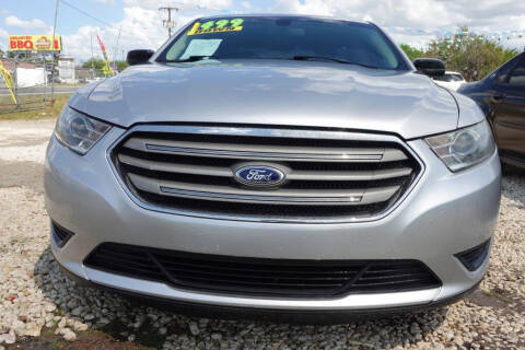 2015 Ford Taurus