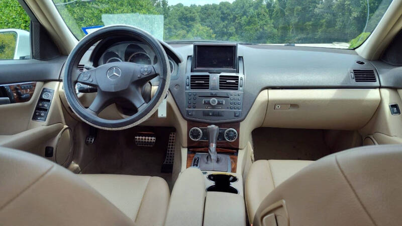 2009 Mercedes-Benz C-Class C 300 Luxury 4MATIC