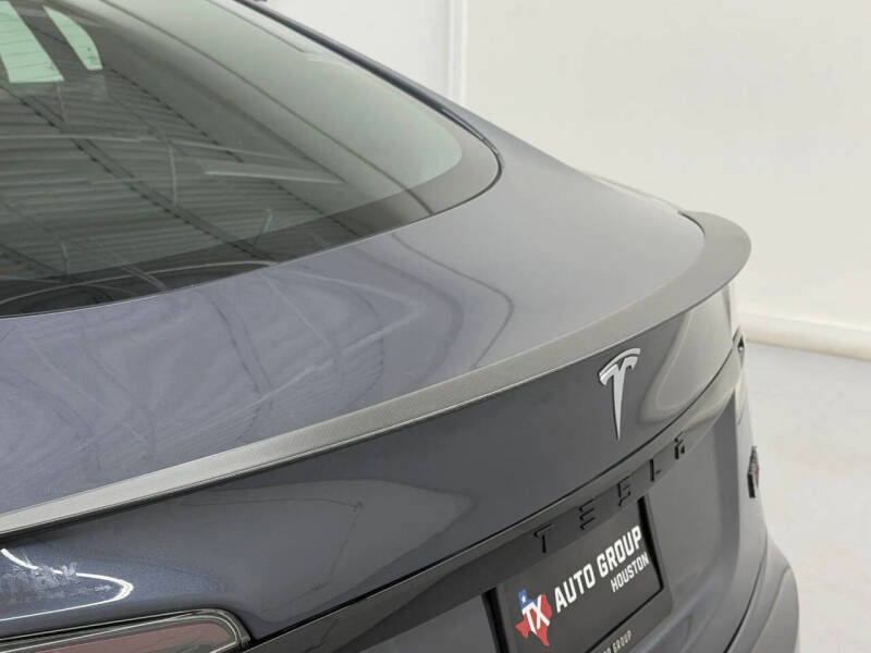 2021 Tesla Model S Plaid