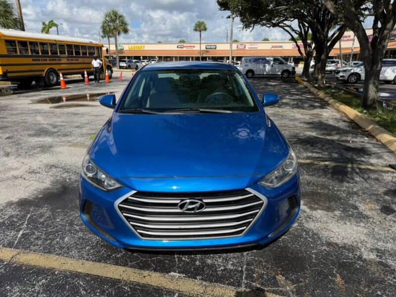 2017 Hyundai Elantra