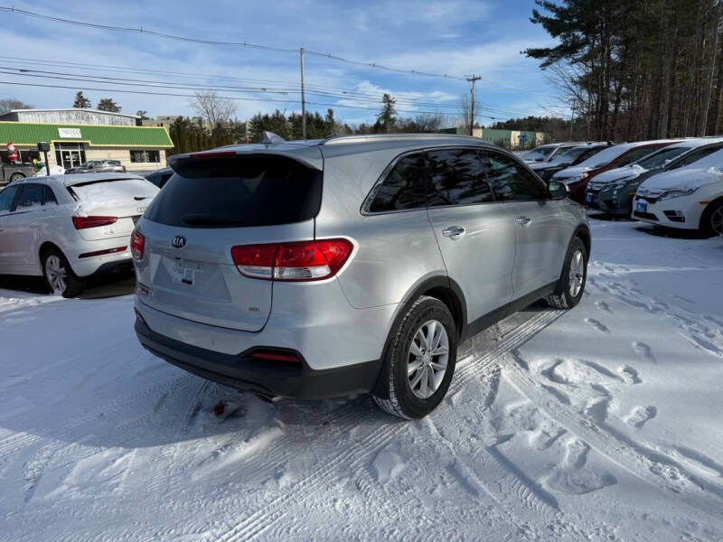 2017 Kia Sorento LX