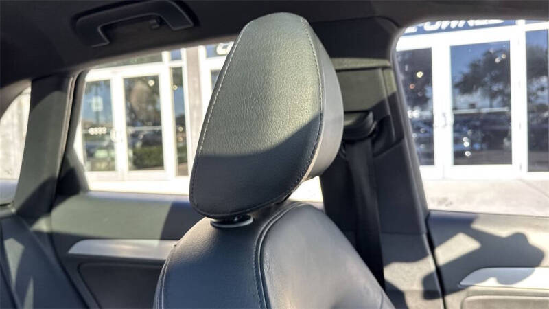 2018 Audi Q3 2.0T Premium Plus