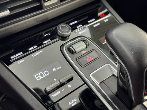 2021 Porsche Cayenne GTS Coupe