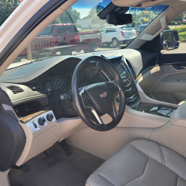 2019 Cadillac Escalade ESV Luxury