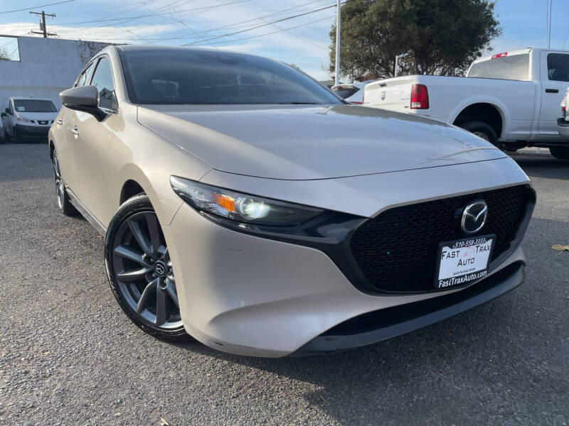 2022 Mazda Mazda3 Select's photo