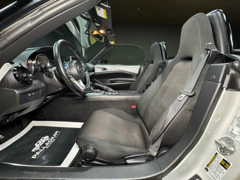 2016 Mazda MX-5 Miata Club