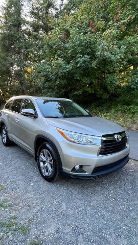 2015 Toyota Highlander for sale at Emerald Motors in Portland OR