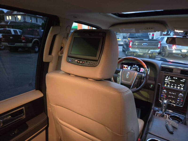 2017 Lincoln Navigator L Reserve
