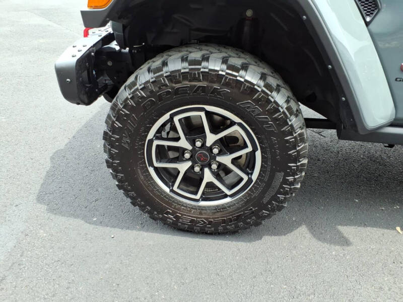 2024 Jeep Gladiator Rubicon X