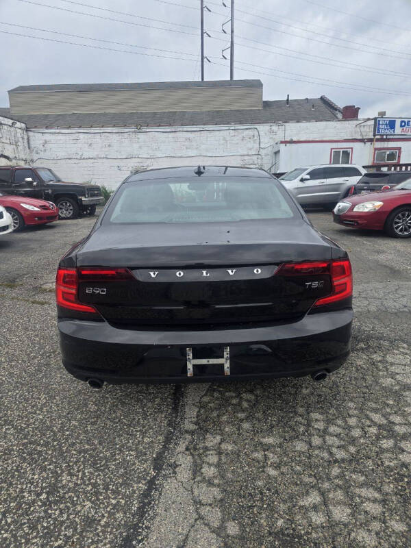 2018 Volvo S90 T5 Momentum