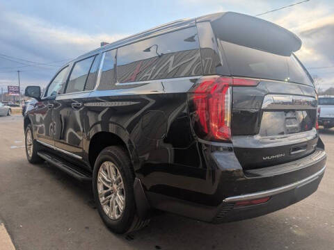 2022 GMC Yukon XL SLT