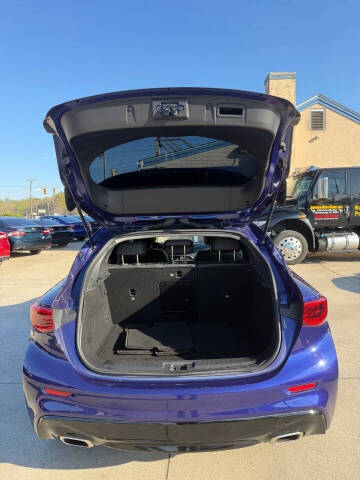2018 Infiniti QX30