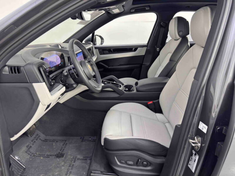 2024 Porsche Cayenne E-Hybrid