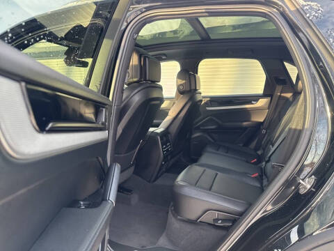 2025 Porsche Cayenne