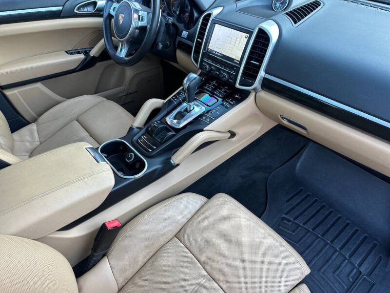 2014 Porsche Cayenne