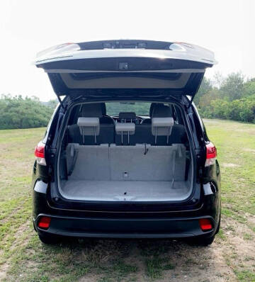 2017 Toyota Highlander LE