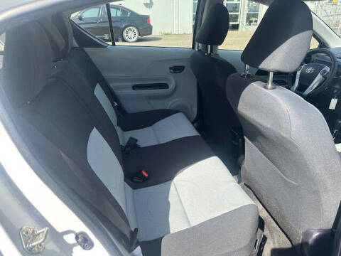 2012 Toyota Prius c