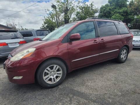 2007 Toyota Sienna for sale at Jemax Auto in El Monte CA