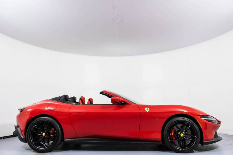 2024 Ferrari Roma Spider