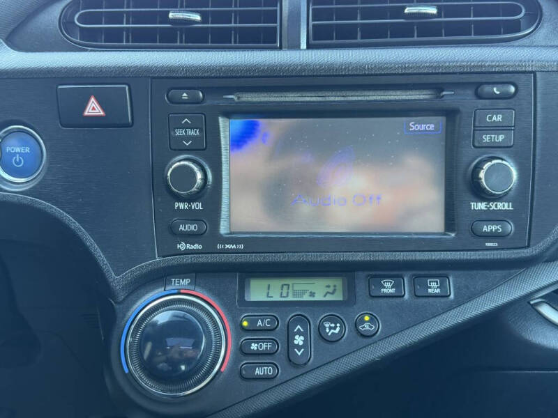 2014 Toyota Prius c Two