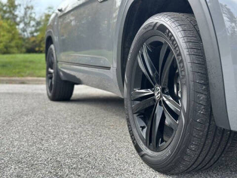 2023 Volkswagen Atlas Cross Sport V6 SEL R-Line Black 4Motion