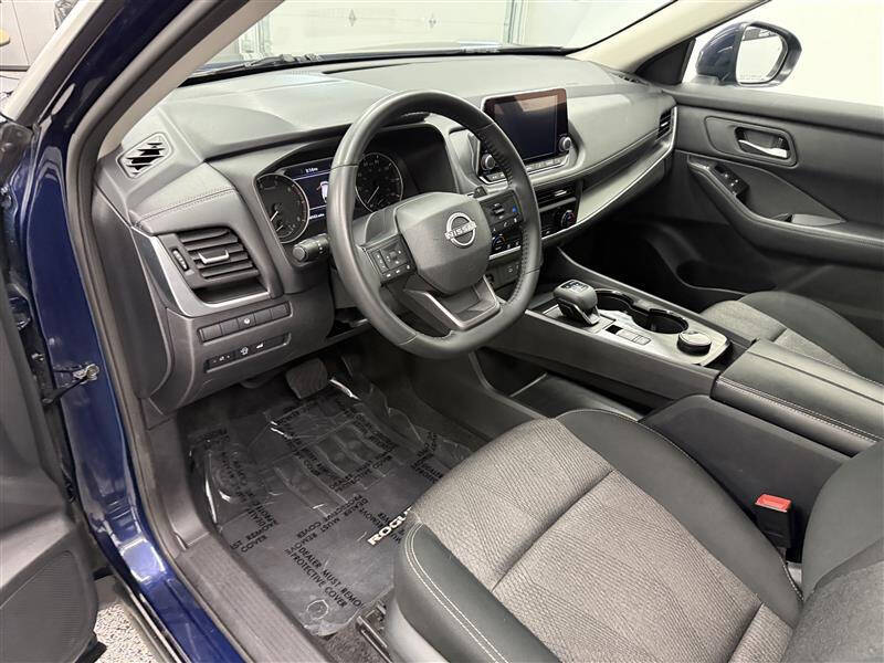 2025 Nissan Rogue SV