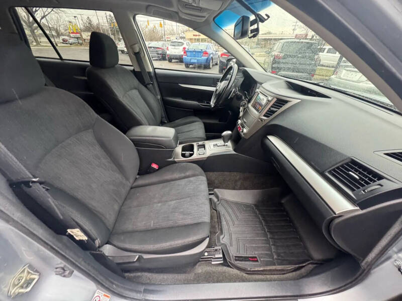 2013 Subaru Outback 2.5i Premium