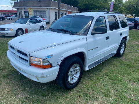 2001 Dodge Durango for sale at Cash Car Outlet in Mckinney TX