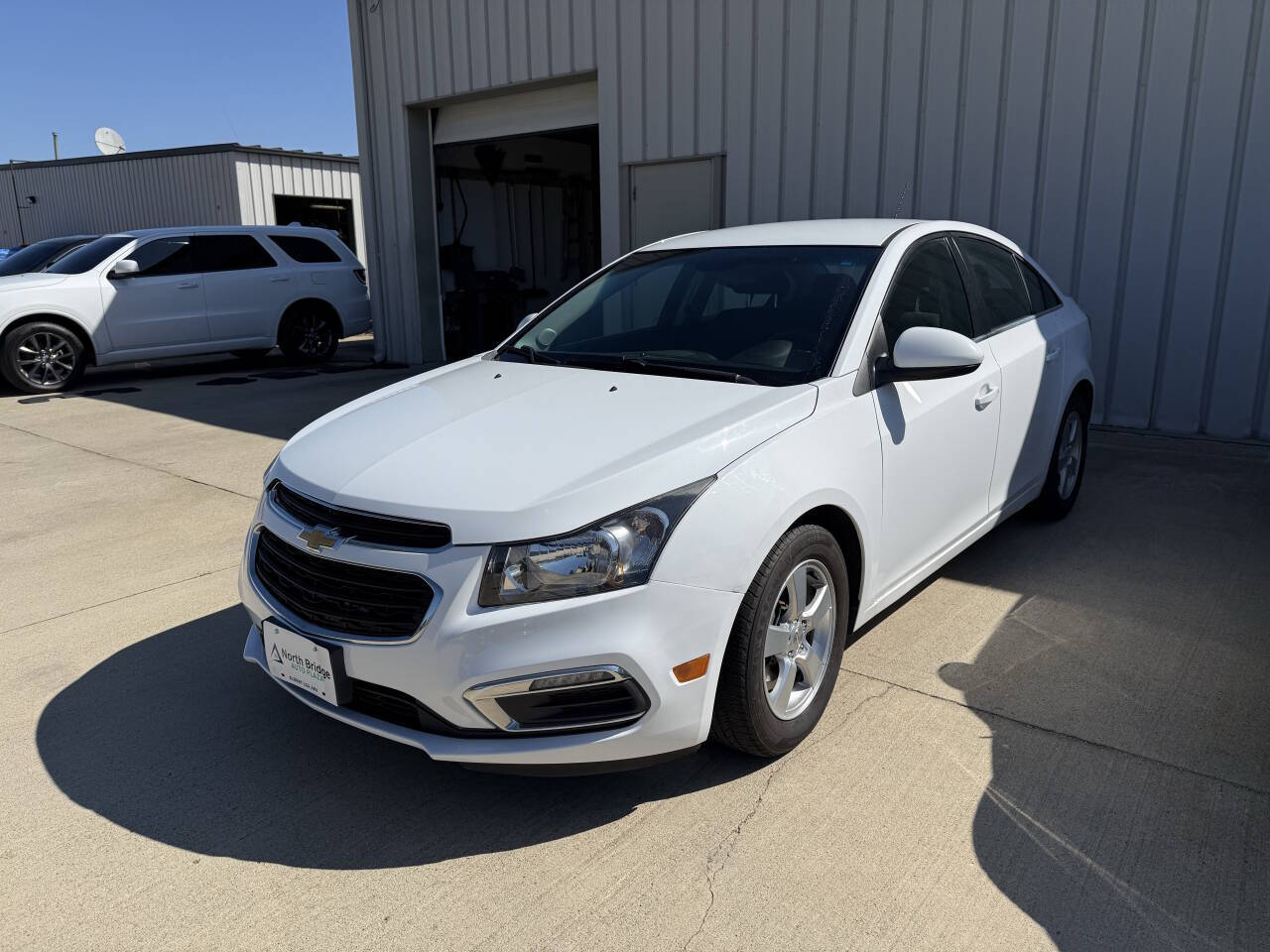 2015 Chevrolet Cruze photo 3
