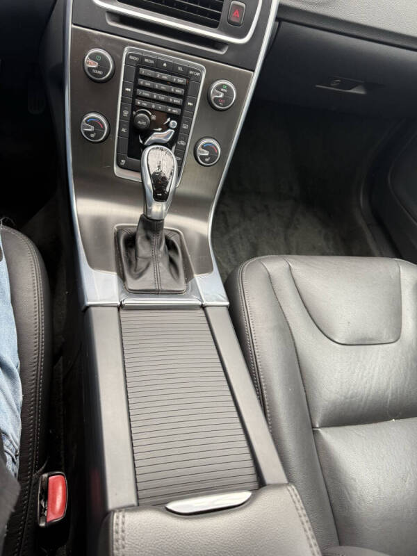 2015 Volvo S60 T5 Drive-E Premier