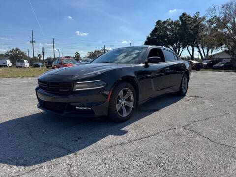 2015 Dodge Charger SXT