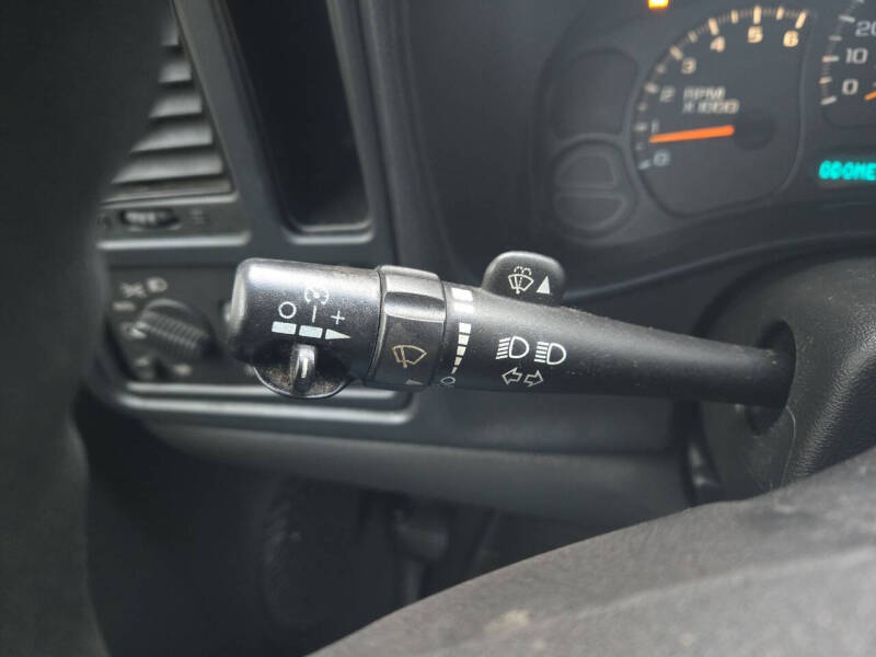 2005 Chevrolet Silverado 1500 Work Truck