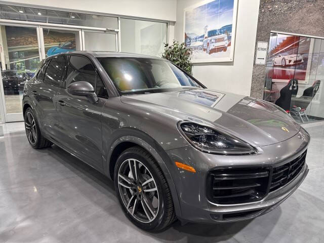 2020 Porsche Cayenne Turbo