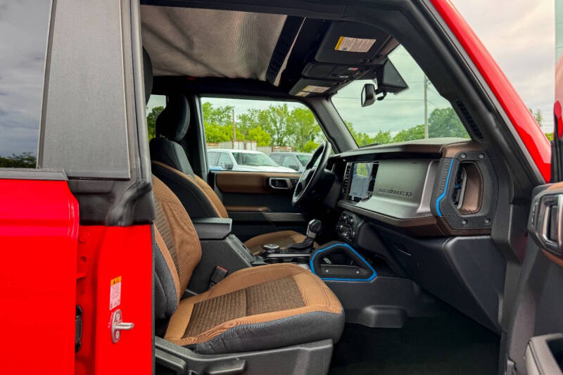 2023 Ford Bronco Outer Banks